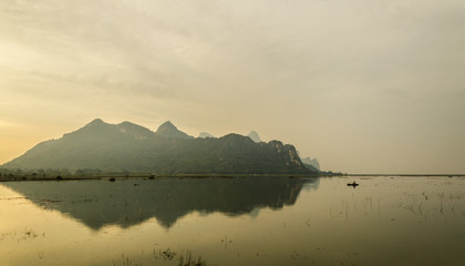 张怡宁和邓亚萍谁更厉害？